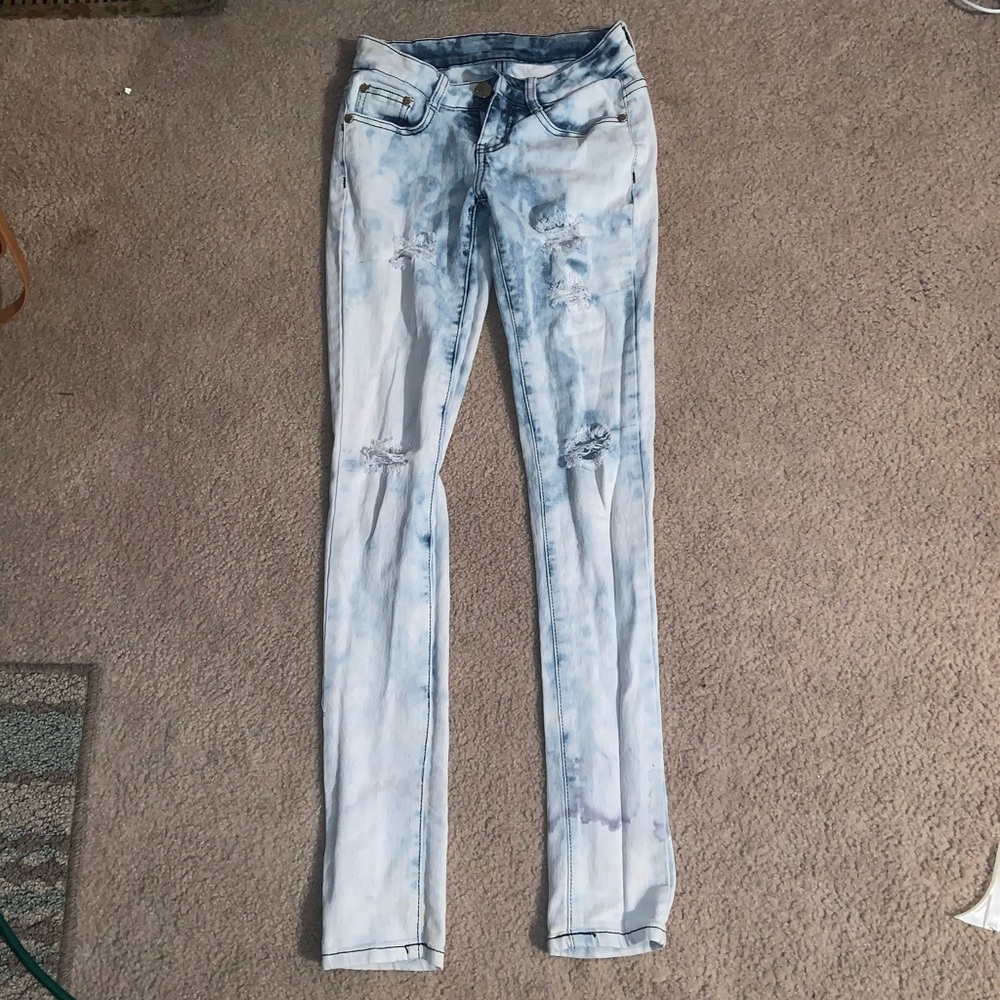 Denim ripped jeans